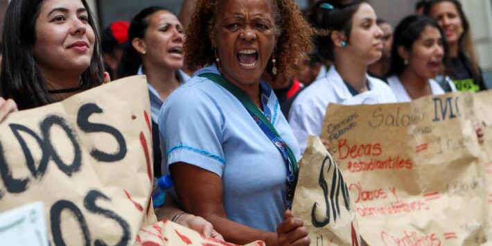 Protesta de trabajadores del Instituto Venezolano de Investigaciones Científicas