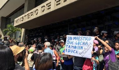 UCV protesta trabajadores 2