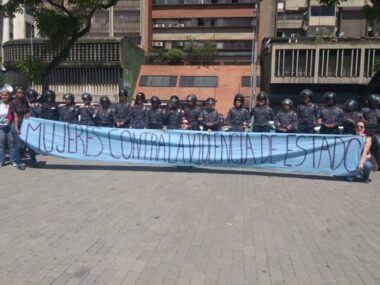 Mujeres-protestaron-en-la-Candelaria-1