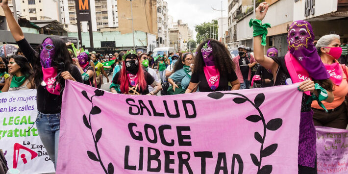 Las Comadres Púrpuras